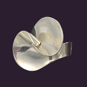 VTG Ibe Dahlquist for Georg Jensen Sterling Ring Model 130 Biomorphic Modernist